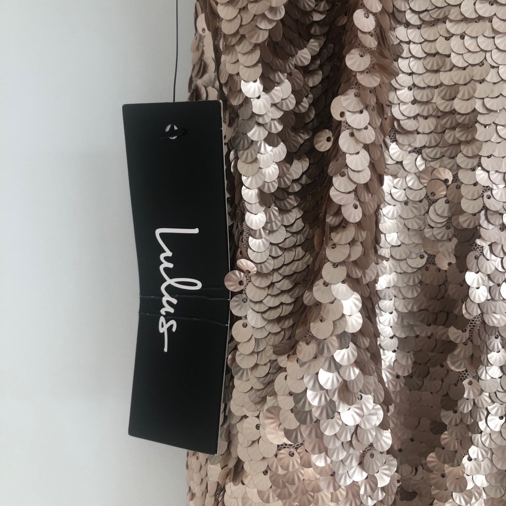 NWT Lulu's Top of the Hour Rose Gold Sequin Mini Dress - Picture 4 of 8